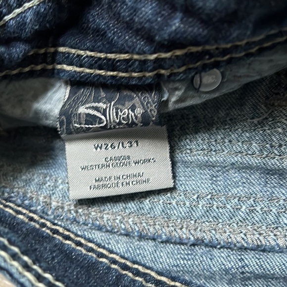 *Like New* Silver Pioneer Jeans 26/31 - Picture 7 of 11